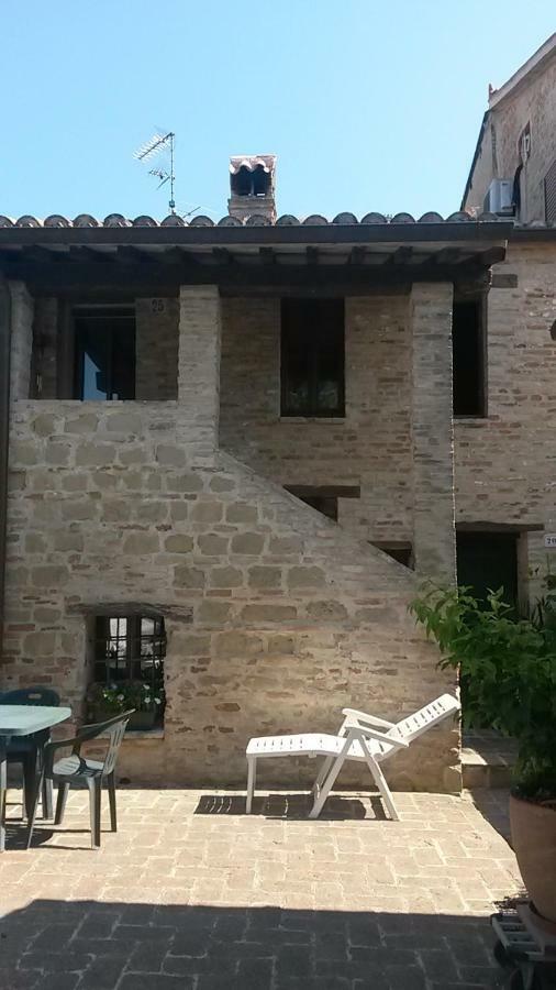 Villa Il Poggio Mombaroccio Exterior foto