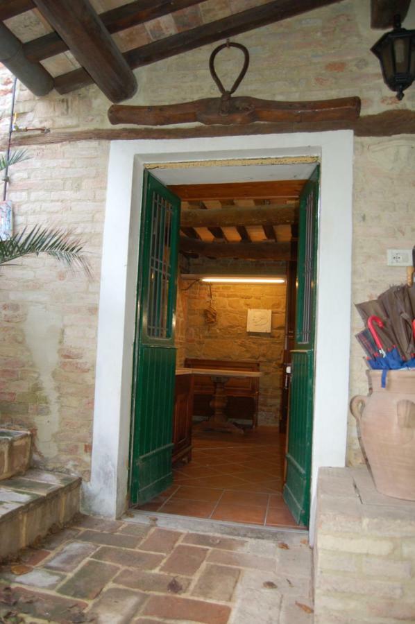 Villa Il Poggio Mombaroccio Exterior foto