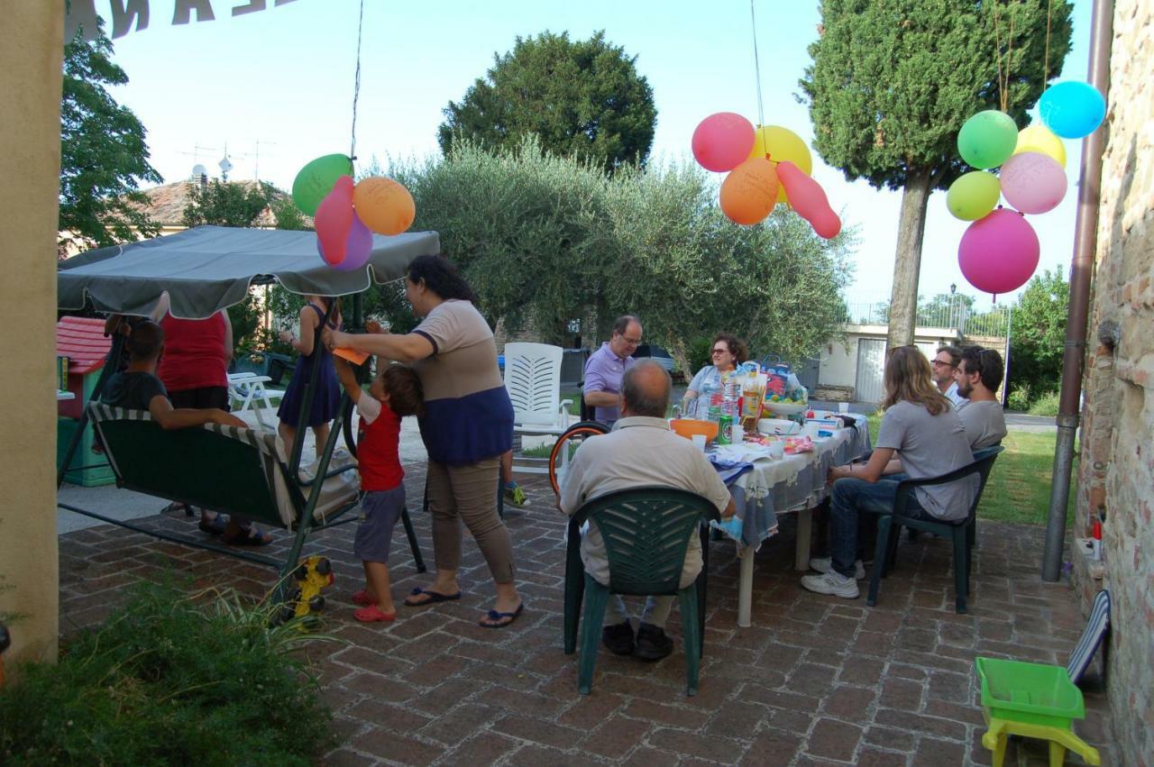 Villa Il Poggio Mombaroccio Exterior foto